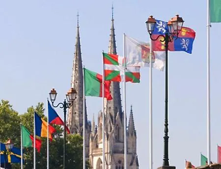 Bayonne-adour, 3 Pieces, 6 Personnes. Bayonne