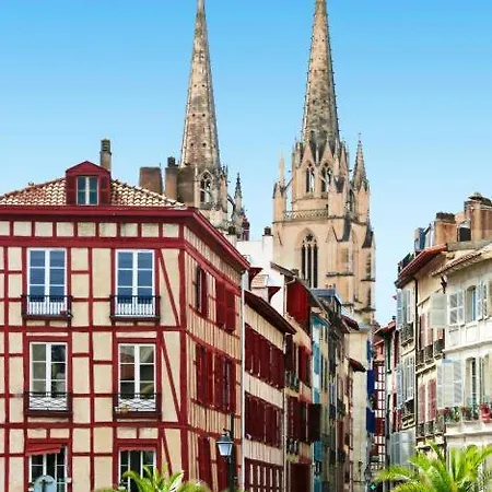 Appartamento Bayonne-adour, 3 Pièces, 6 Personnes. *