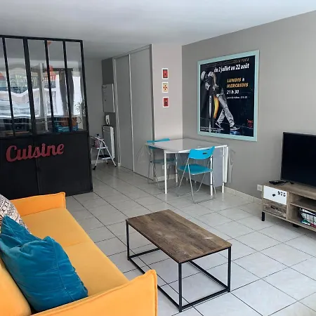Bayonne-adour, 3 Pieces, 6 Personnes. * Μπαγιόν